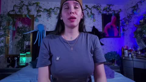 Elizabeth online show from 01/16/25, 10:23