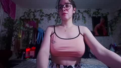 Elizabeth online show from 09/20/25, 10:16