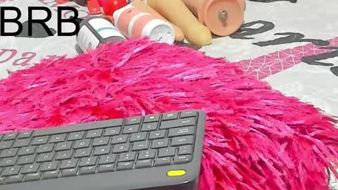 Snapshot of elizabeth_18_ chatting on 02/25/25, 05:30 ELIZA online show from 02/25/25, 05:30