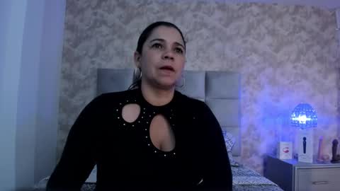 Snapshot of elizabeth_colleman chatting on 02/02/25, 08:08 Elizabeth online show from 02/02/25, 08:08