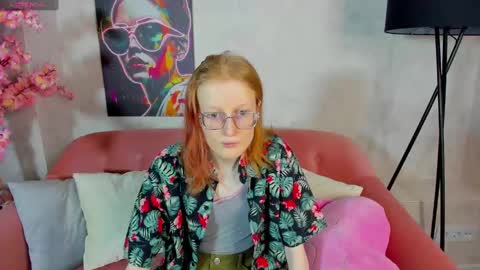 Snapshot of elizabeth_harpper chatting on 01/05/25, 01:24 Elizabeth online show from 01/05/25, 01:24