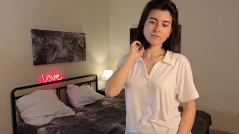 Snapshot of elizabeth_harris_ chatting on 06/24/26, 05:12 Malena online show from 06/24/26, 05:12