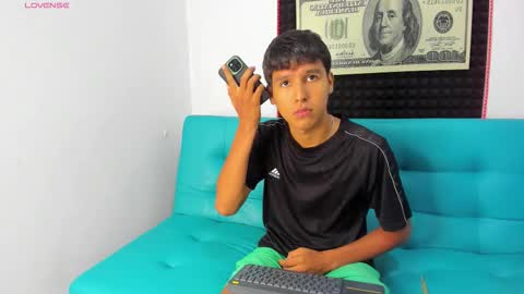 Elizabeth Lamer online show from 11/18/25, 06:51