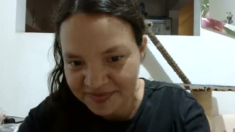 Elizabeth Martinez  online show from 01/22/25, 06:41