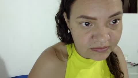 Elizabeth Martinez  online show from 09/14/25, 03:22