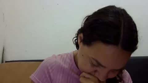 Elizabeth Martinez  online show from 10/17/25, 03:25