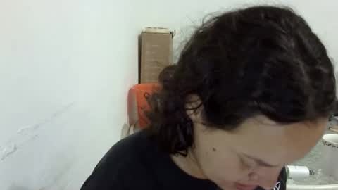 Elizabeth Martinez  online show from 12/05/25, 06:48