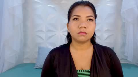 Snapshot of elizabeth_suan_ chatting on 04/07/26, 11:43 Elizabeth online show from 04/07/26, 11:43