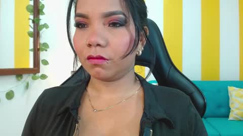 Snapshot of elizabeth_suan_ chatting on 04/10/26, 11:48 Elizabeth online show from 04/10/26, 11:48