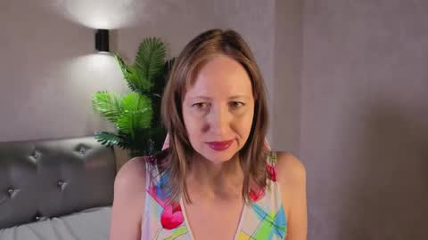 Snapshot of elizabethandersonn chatting on 03/12/26, 08:53 Elizabeth online show from 03/12/26, 08:53