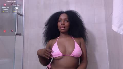 Elizabeth  online show from 10/19/25, 03:29