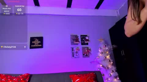 Elizabeth bolt    online show from 12/18/25, 08:04