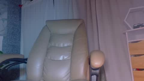 Snapshot of elizabethcampbell chatting on 07/23/26, 02:31 Lizzy online show from 07/23/26, 02:31