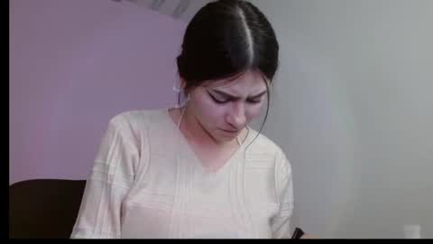 Snapshot of elizabethhot33 chatting on 10/04/25, 05:49 elizabethhot33 online show from 10/04/25, 05:49