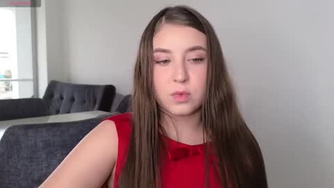 instgram aly leiv17 ---- Im model-independent online show from 03/24/26, 07:19