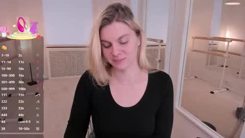 elizabethmad online show from 10/23/25, 07:07
