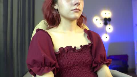 Snapshot of elizabethmilller_ chatting on 10/03/25, 09:45 Elizabet online show from 10/03/25, 09:45