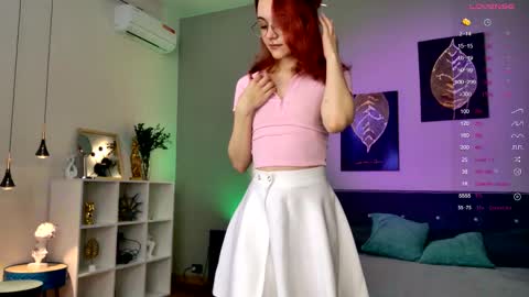 Elizabet online show from 11/17/25, 10:04