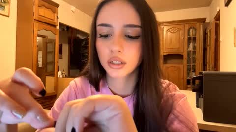 Mia online show from 11/27/25, 01:24