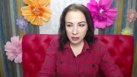 Snapshot of elizabethsho chatting on 03/24/26, 06:13 ElizabethSho online show from 03/24/26, 06:13