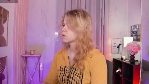 Elizabeth online show from 07/02/26, 05:35