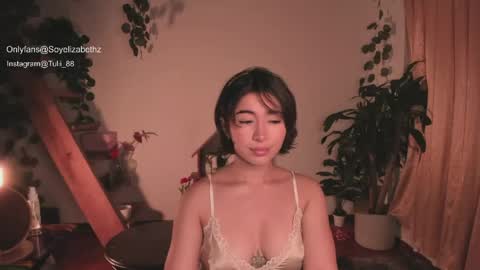 Snapshot of elizabethz chatting on 05/19/26, 01:00 Tuli online show from 05/19/26, 01:00