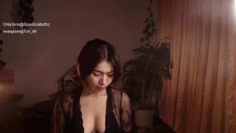 Snapshot of elizabethz chatting on 06/03/26, 01:52 Tuli online show from 06/03/26, 01:52