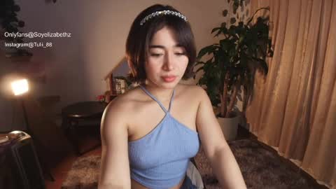 Snapshot of elizabethz chatting on 06/04/26, 12:38 Tuli online show from 06/04/26, 12:38