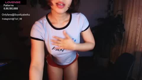 Snapshot of elizabethz chatting on 06/12/26, 02:32 Tuli online show from 06/12/26, 02:32