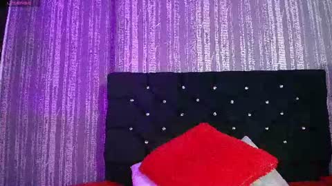 elizabetth_roman online show from 07/01/26, 02:18