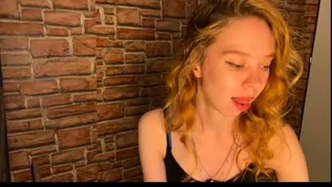 Eliza online show from 06/19/26, 07:39