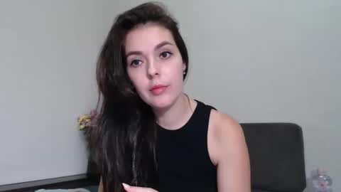 Snapshot of elizbetfox chatting on 09/15/25, 06:19 elizbetfox online show from 09/15/25, 06:19