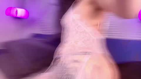 elizbeth_777 online show from 12/18/25, 07:09