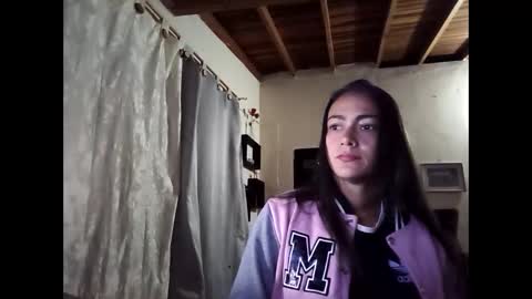 Snapshot of elizka_00 chatting on 04/11/26, 03:33 elizka 00 online show from 04/11/26, 03:33