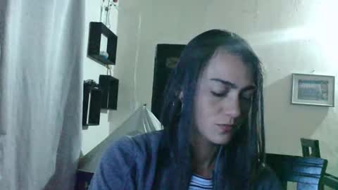 Snapshot of elizka_00 chatting on 04/14/26, 03:45 elizka 00 online show from 04/14/26, 03:45