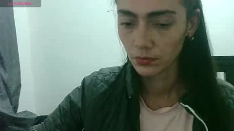 Snapshot of elizka_00 chatting on 05/05/26, 05:48 elizka 00 online show from 05/05/26, 05:48