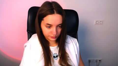 Snapshot of elizsun chatting on 11/14/25, 06:45 elizsun online show from 11/14/25, 06:45