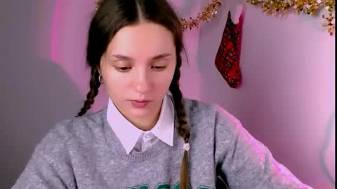 Snapshot of elizsun chatting on 12/04/25, 01:42 elizsun online show from 12/04/25, 01:42