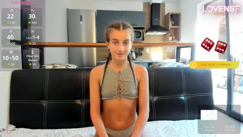 Eliz                               online show from 10/04/25, 12:14