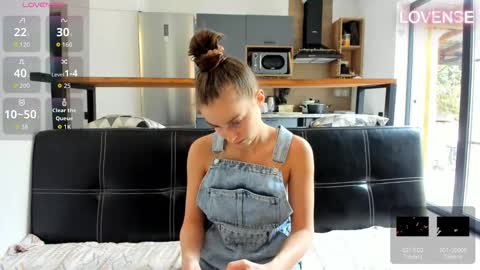 Eliz                               online show from 02/24/26, 10:13