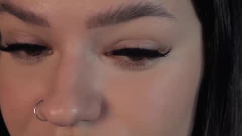 elizzza_ online show from 02/26/25, 12:14