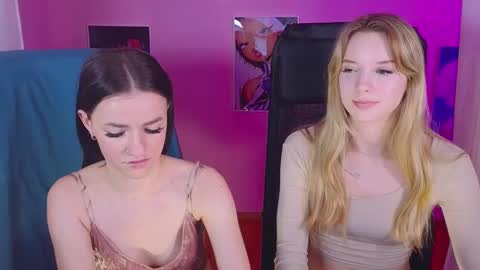 elizzza_ online show from 03/01/25, 11:39