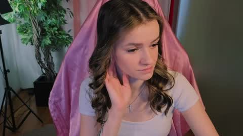 elizzza_ online show from 04/07/26, 05:19