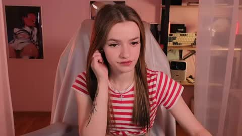 Snapshot of elizzza_ chatting on 04/28/26, 05:12 elizzza_ online show from 04/28/26, 05:12