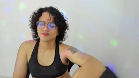 Diana online show from 10/31/25, 07:04