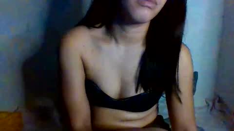 Snapshot of ella_babe25 chatting on 03/09/26, 09:19 ella_babe25 online show from 03/09/26, 09:19