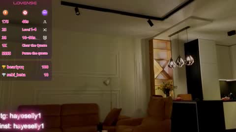 Snapshot of ella_hayes chatting on 01/18/26, 11:19 Ella NEXT STREAM 1TH DECEMBER 1200 - 0800 AM AT MOSCOW TIME online show from 01/18/26, 11:19