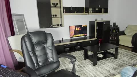 Snapshot of ella_sweety0 chatting on 04/07/26, 08:31 Ella online show from 04/07/26, 08:31