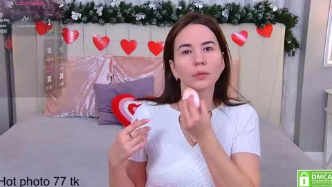 Ella online show from 03/12/25, 04:08