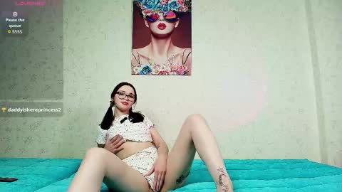 Snapshot of ellaarixa chatting on 04/23/26, 08:33 Ella online show from 04/23/26, 08:33